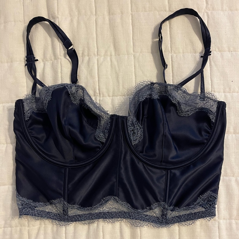 Victorias Secret Dream Angels Satin/Silky Bustier Unlined Balconet Bra-EUC